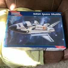 Listing image for Monogram 1:72 Scale NASA Space Shuttle Model Kit 5904 ***RARE*** 1987 Kit